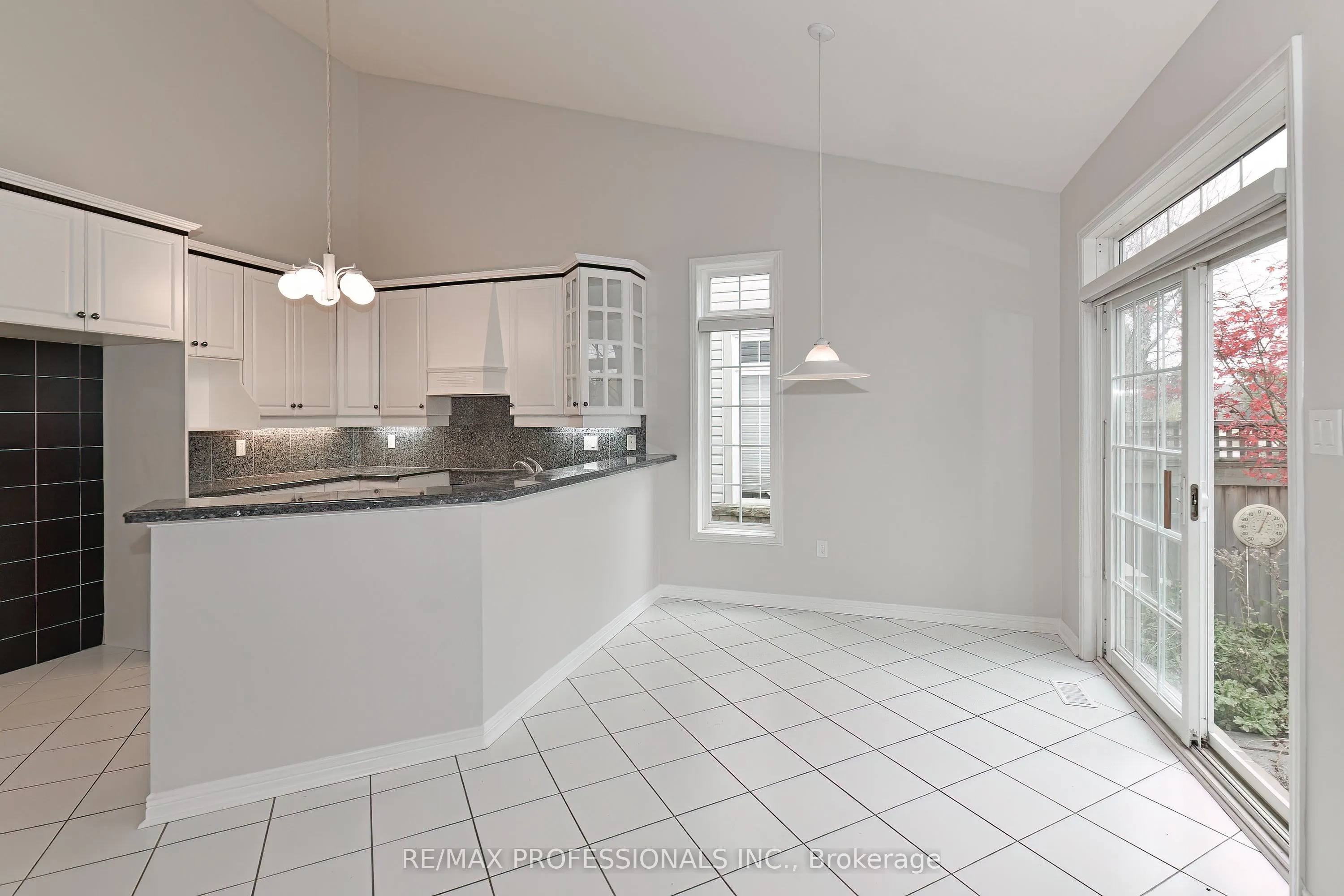 2228 Turnberry Road, #5