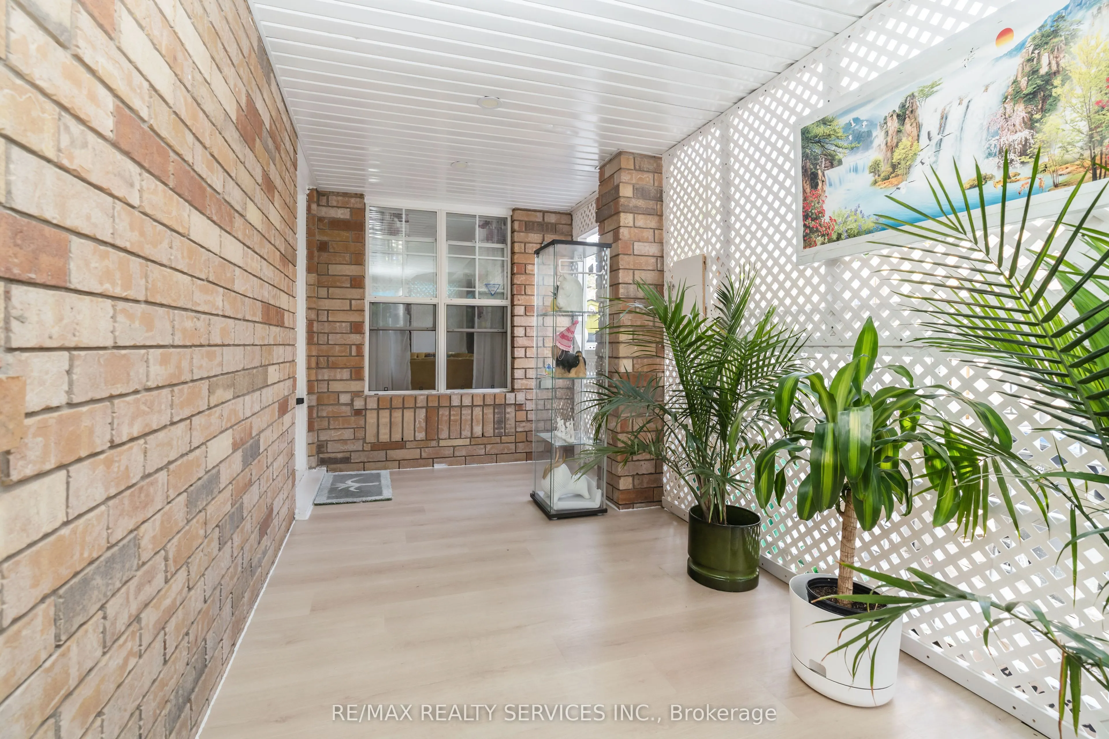 15 Dunlop Court