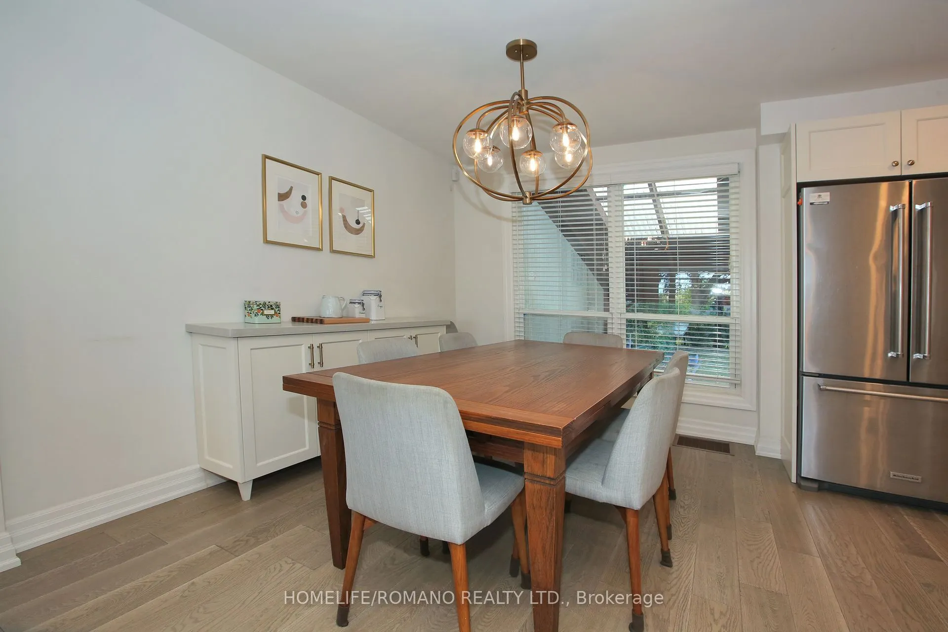 72 Deverell Crescent