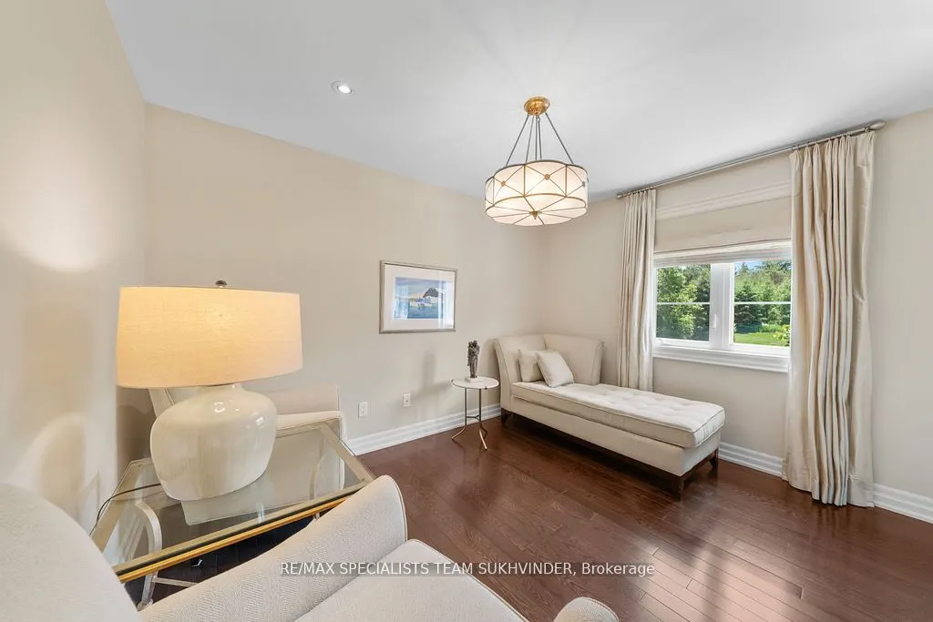 37 Doctor Reynar Road