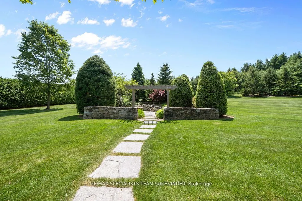 37 Doctor Reynar Road