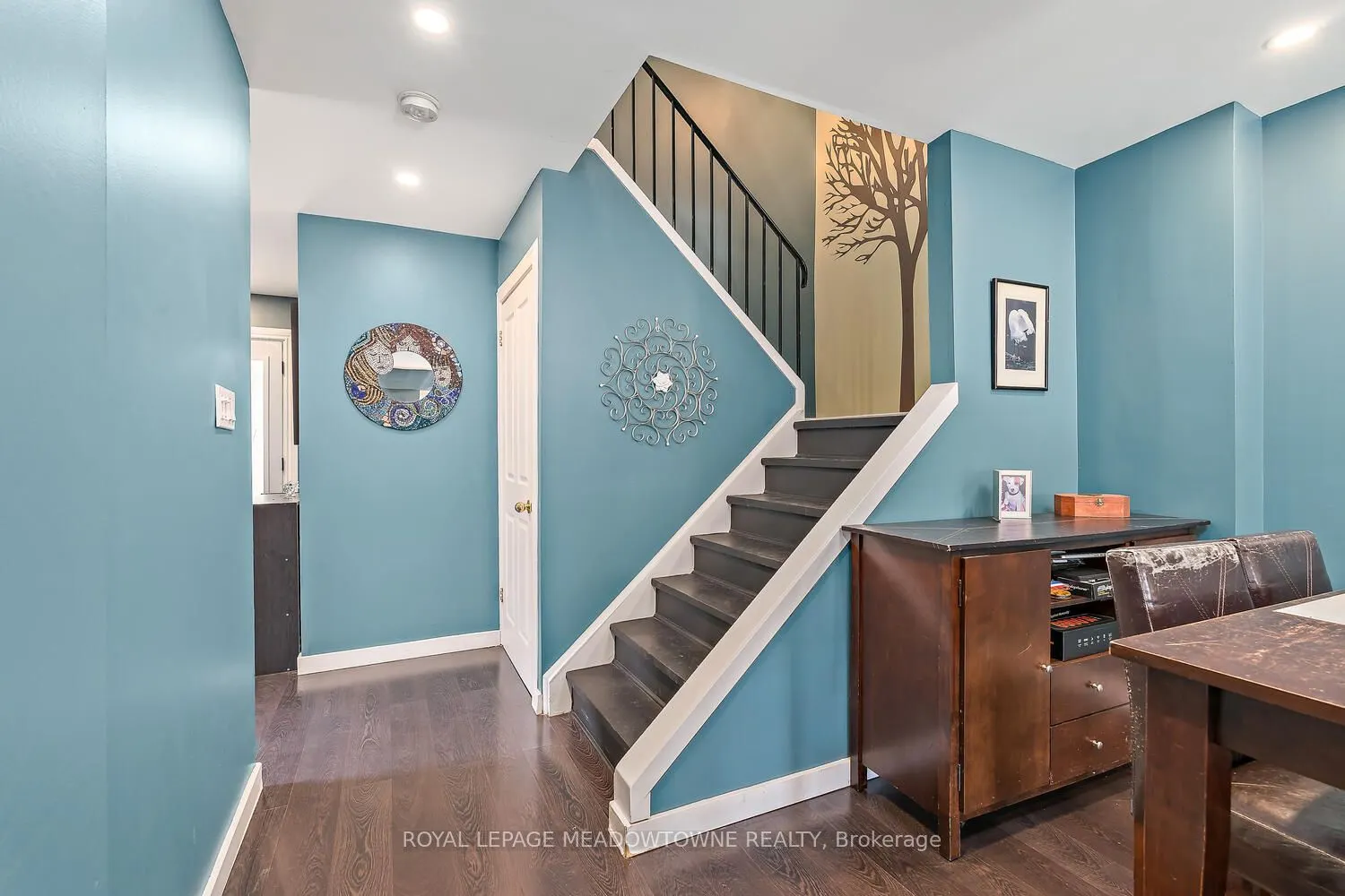 6963 Pamplona Mews
