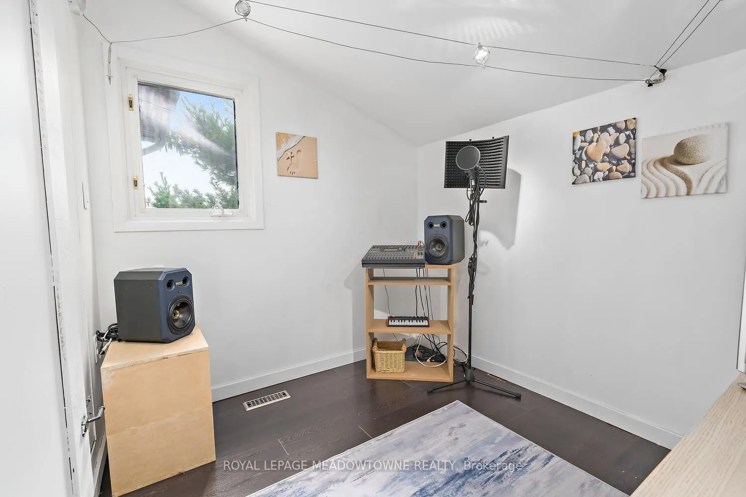 6963 Pamplona Mews