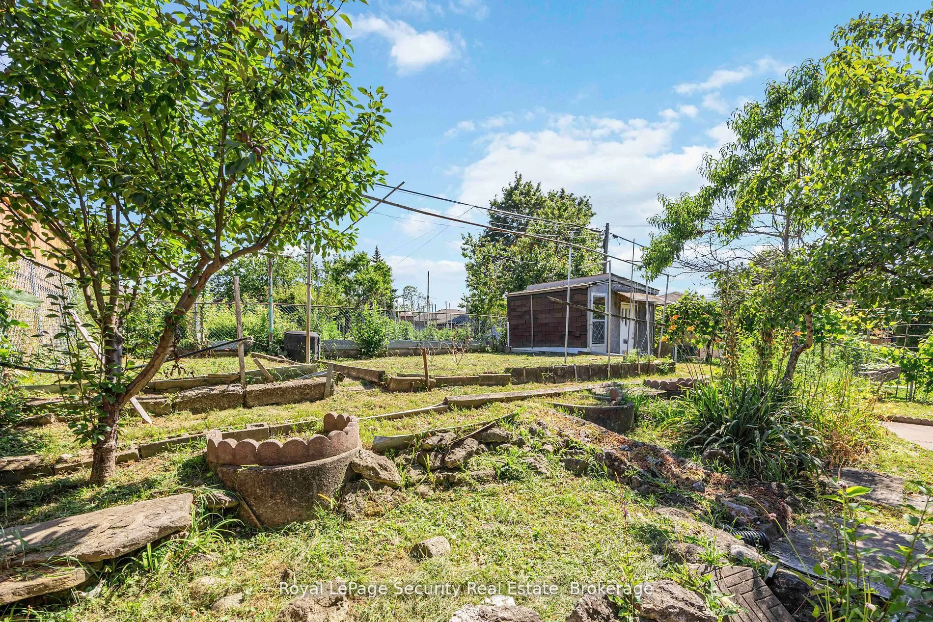 405 Rustic Road