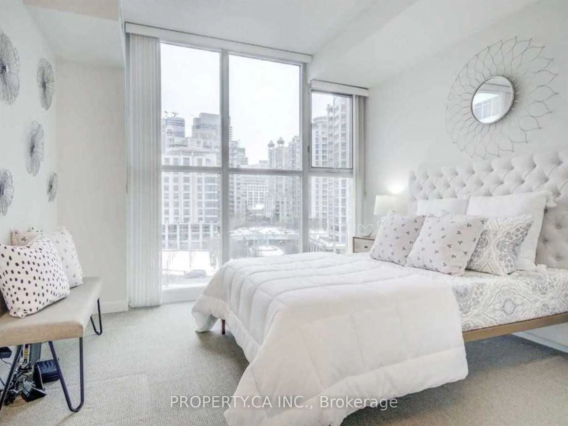 2067 Lakeshore Boulevard W, #506