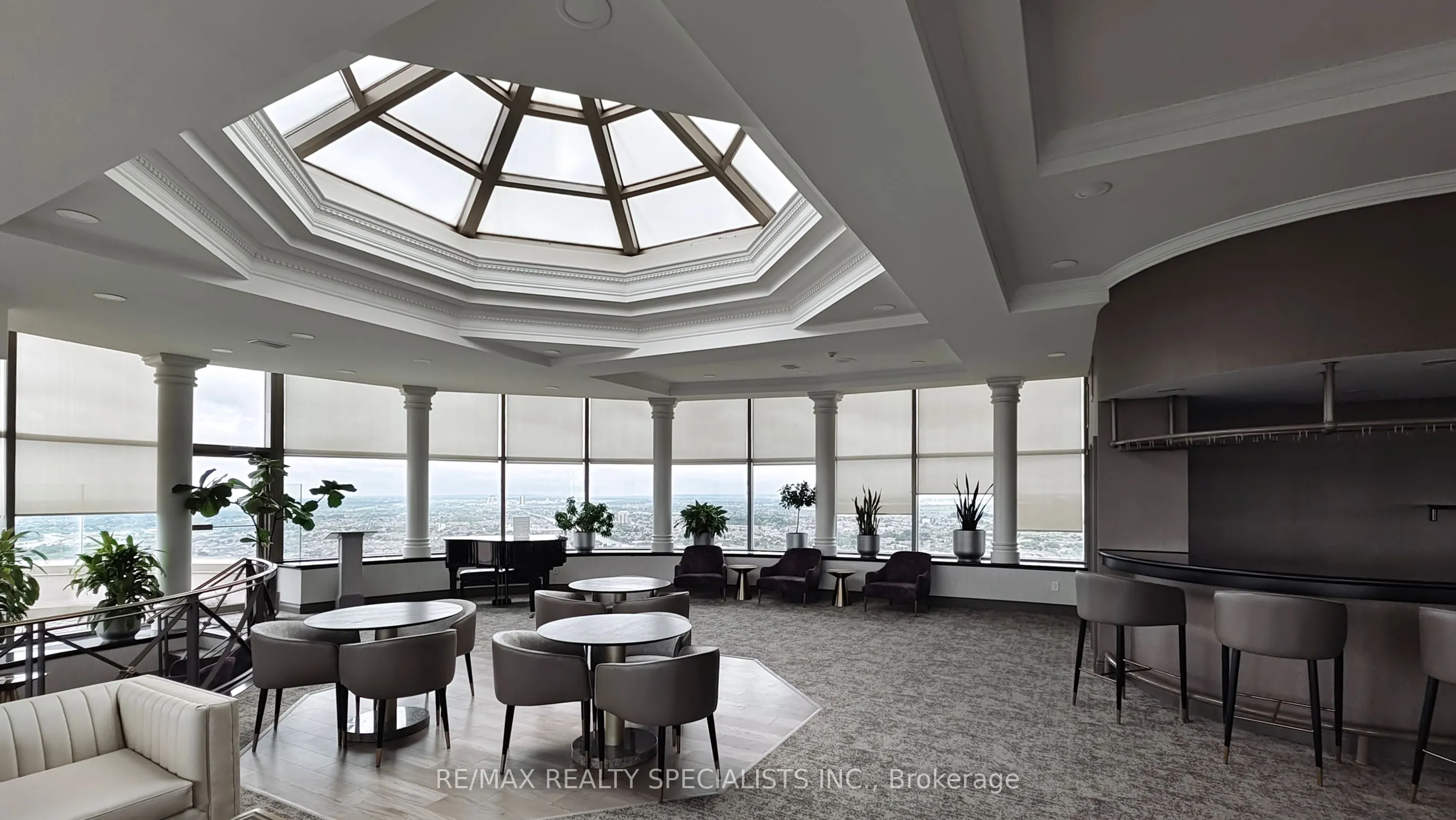 45 Kingsbridge Garden Circle, #2008