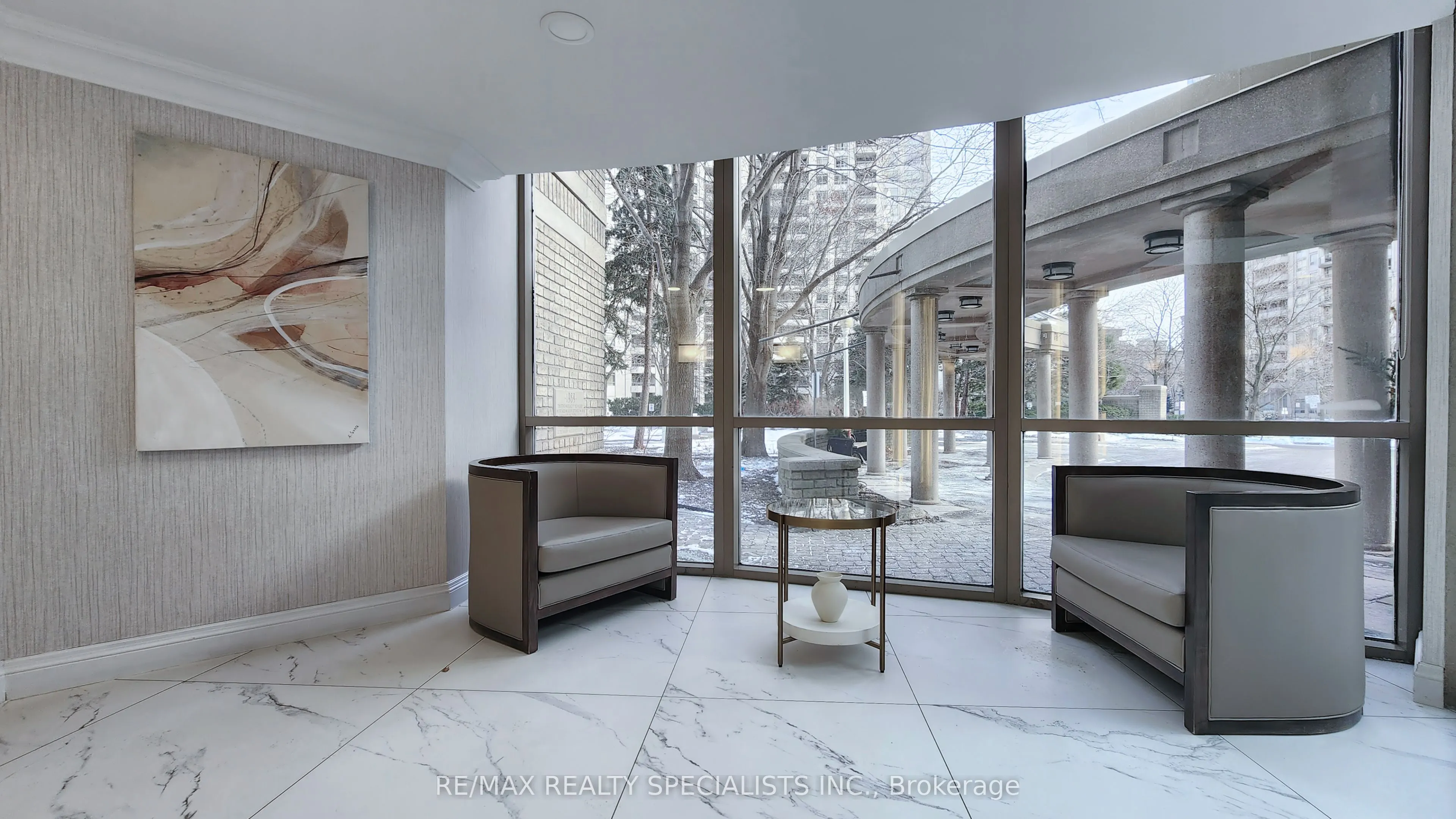 45 Kingsbridge Garden Circle, #2008