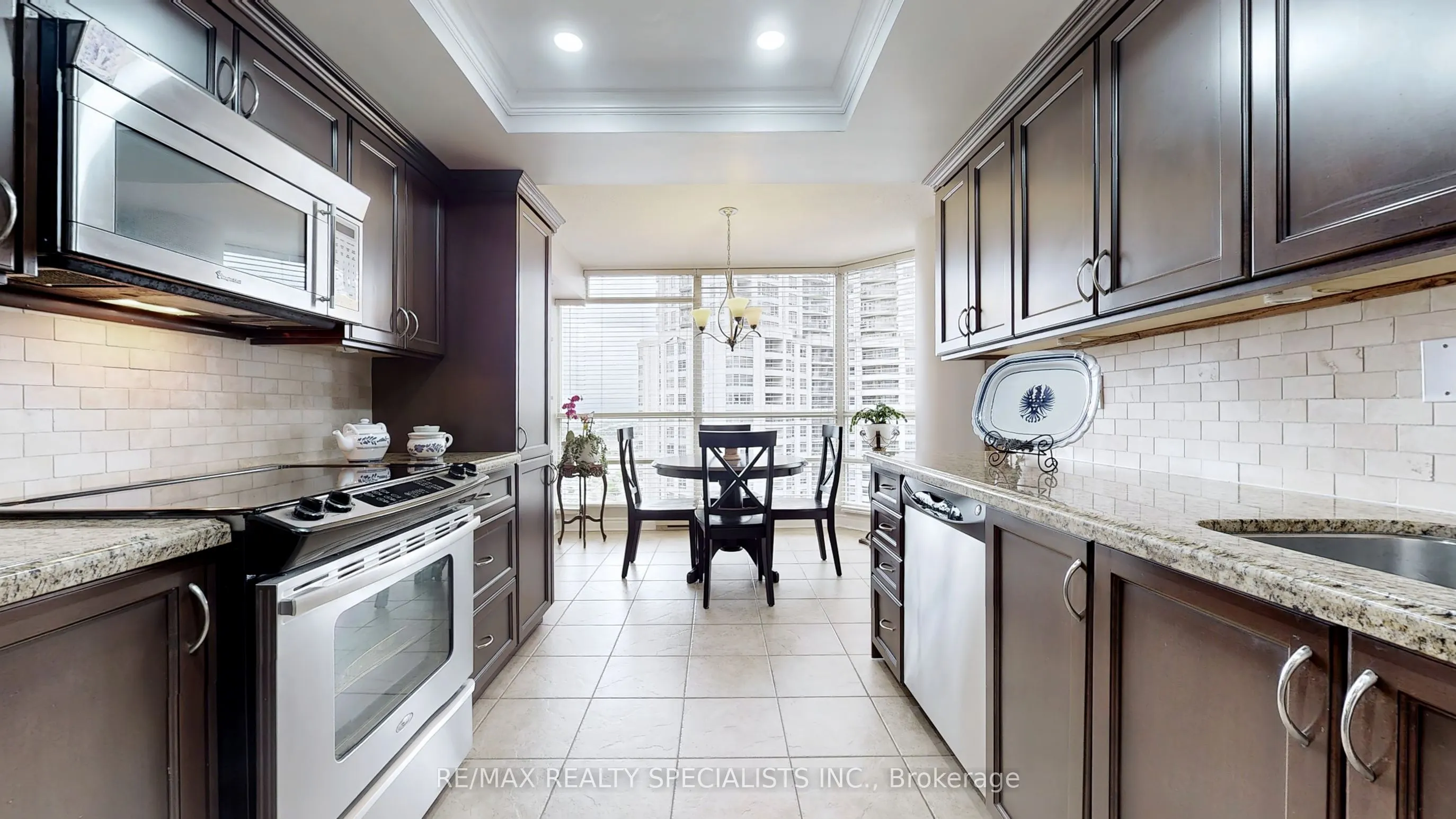 45 Kingsbridge Garden Circle, #2008