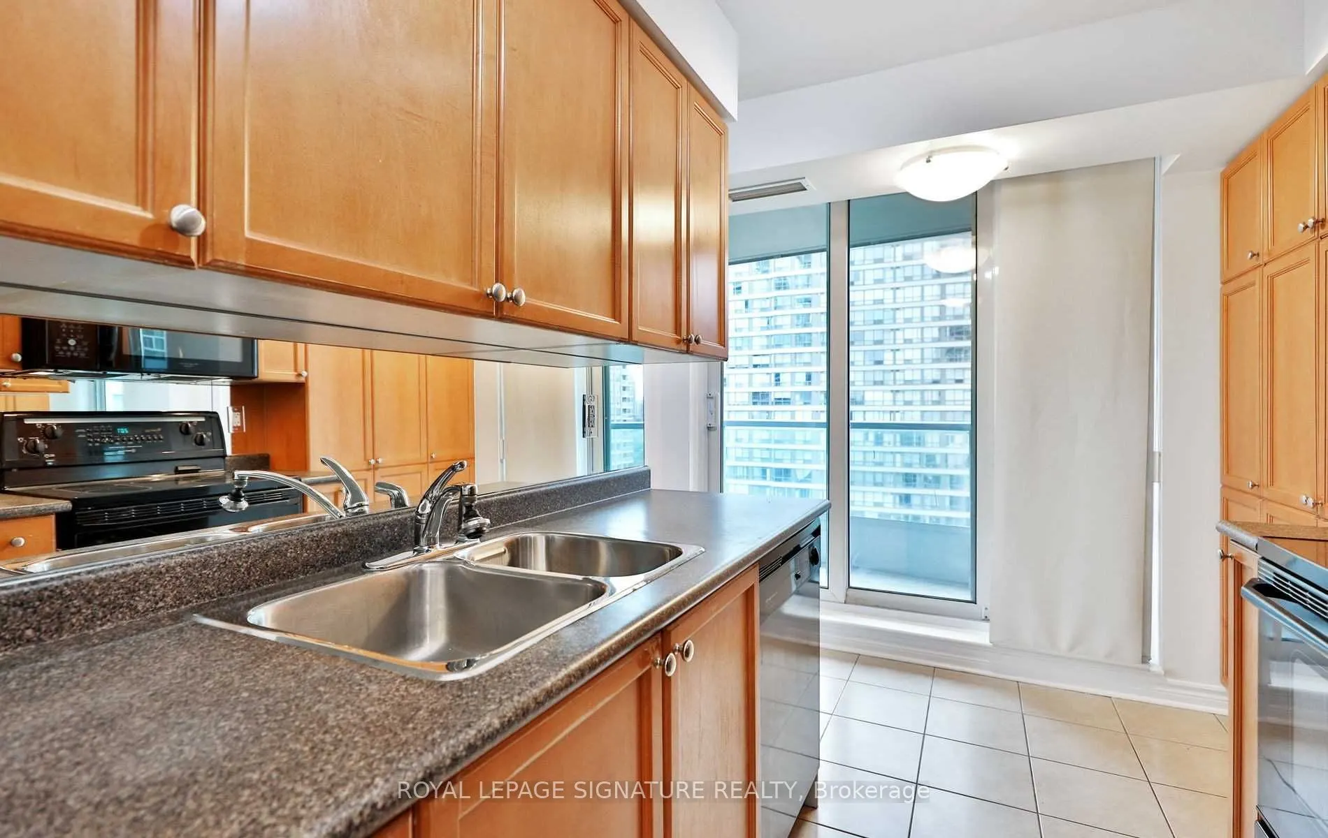 1 Elm Drive W, #1605