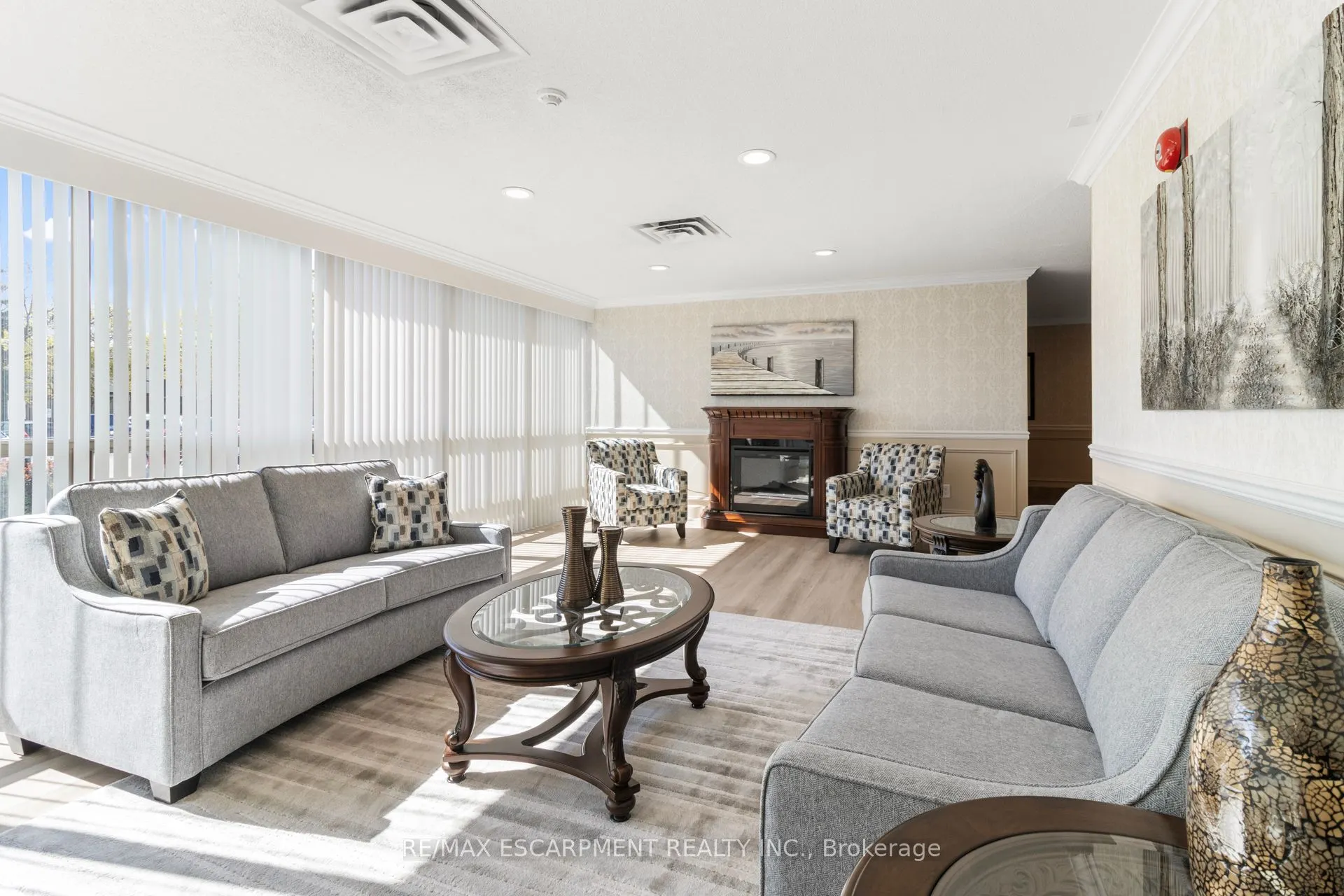 5070 Pinedale Avenue, #302