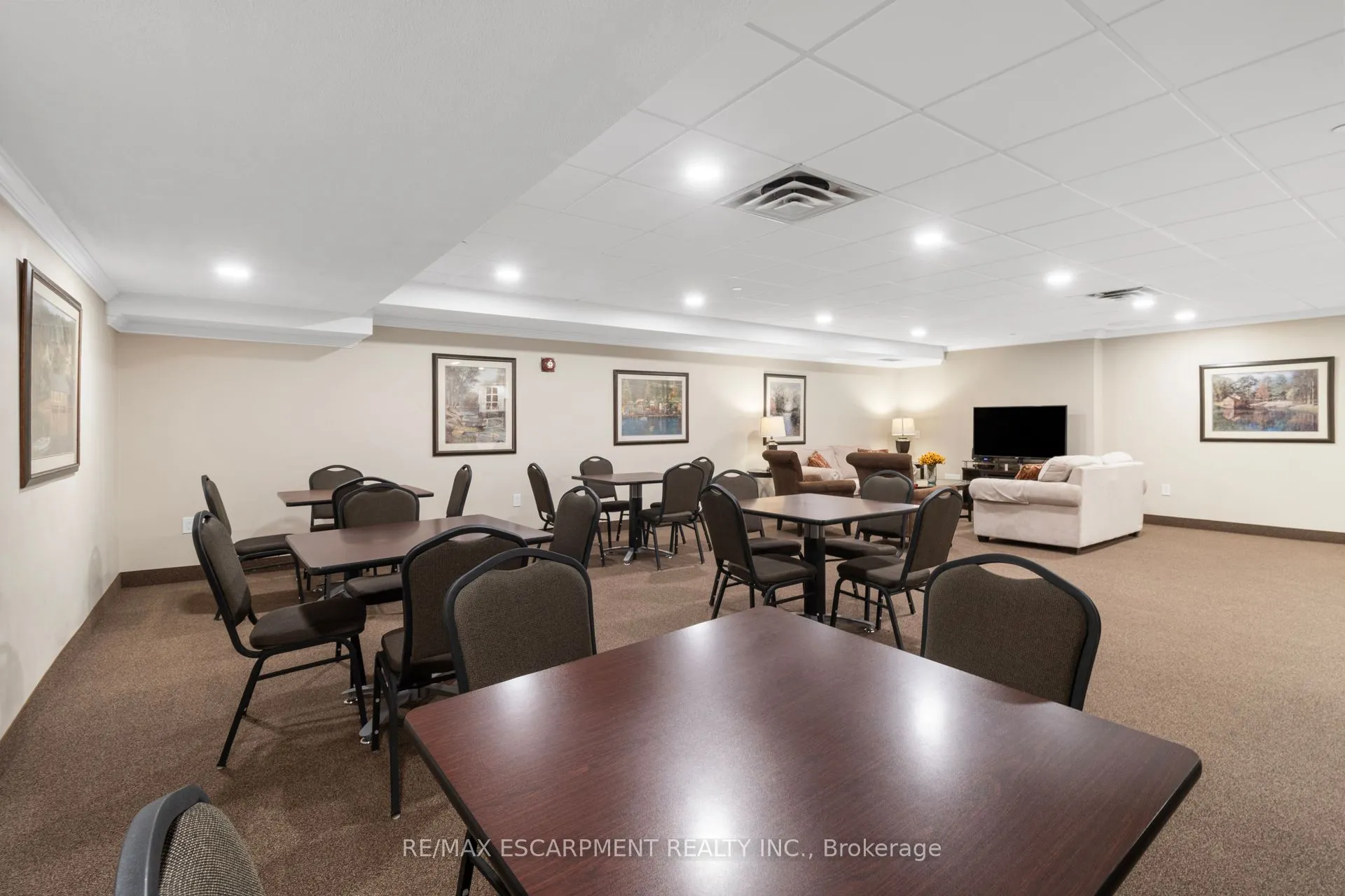 5070 Pinedale Avenue, #302