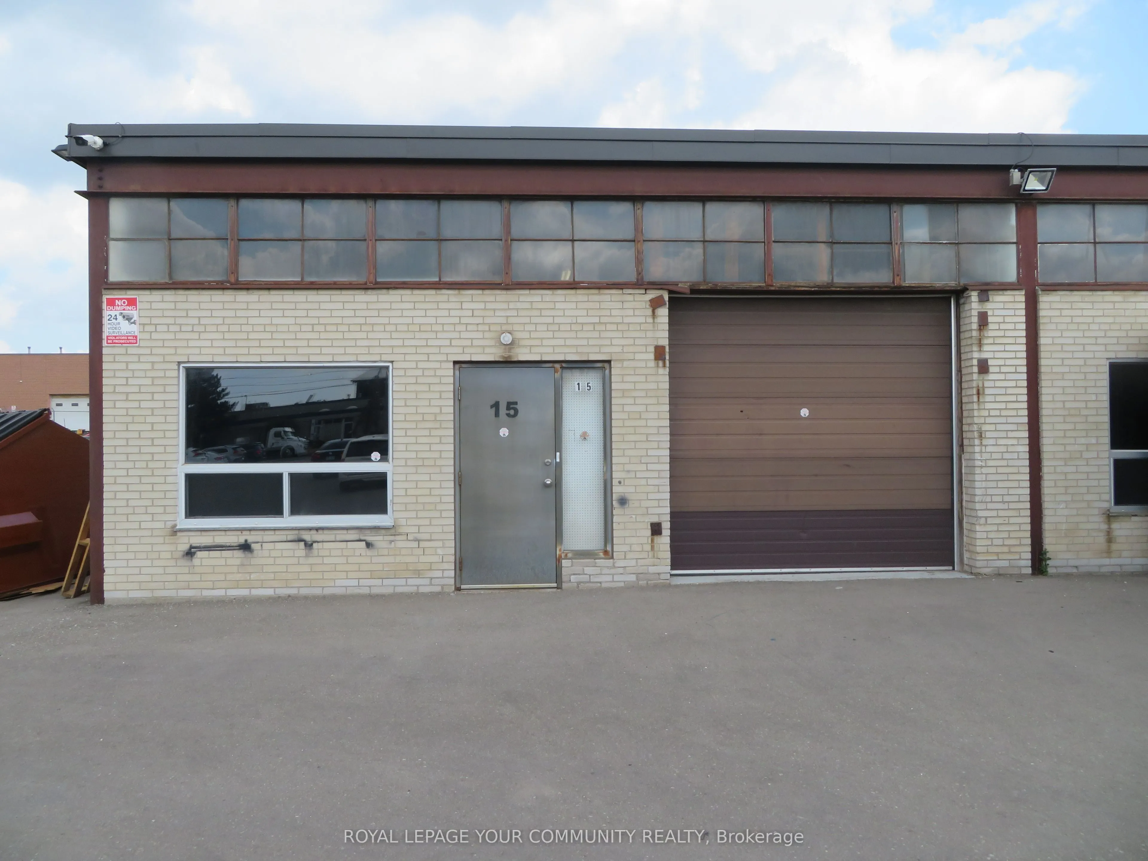 104 Kenhar Drive, #15