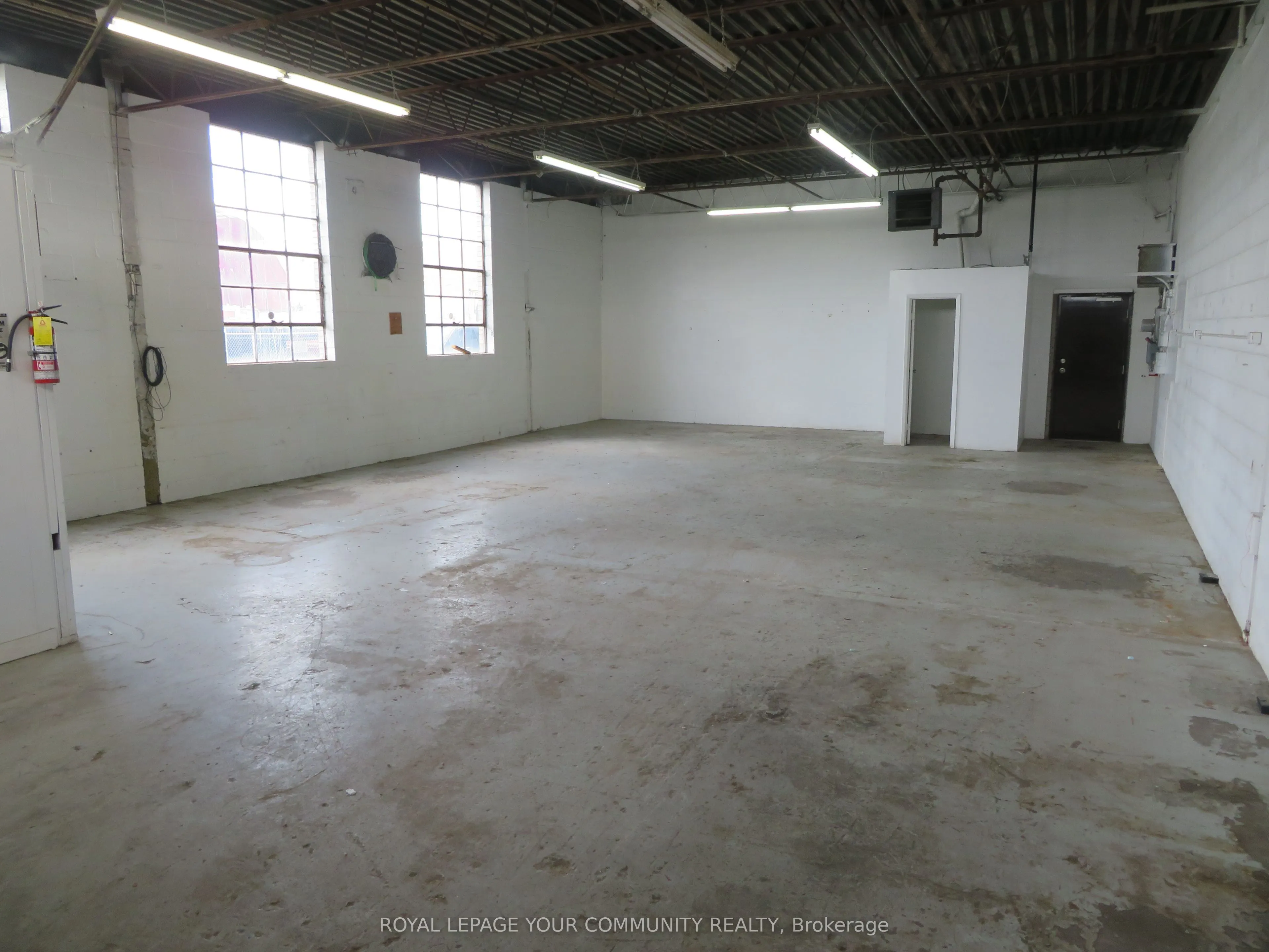 104 Kenhar Drive, #15