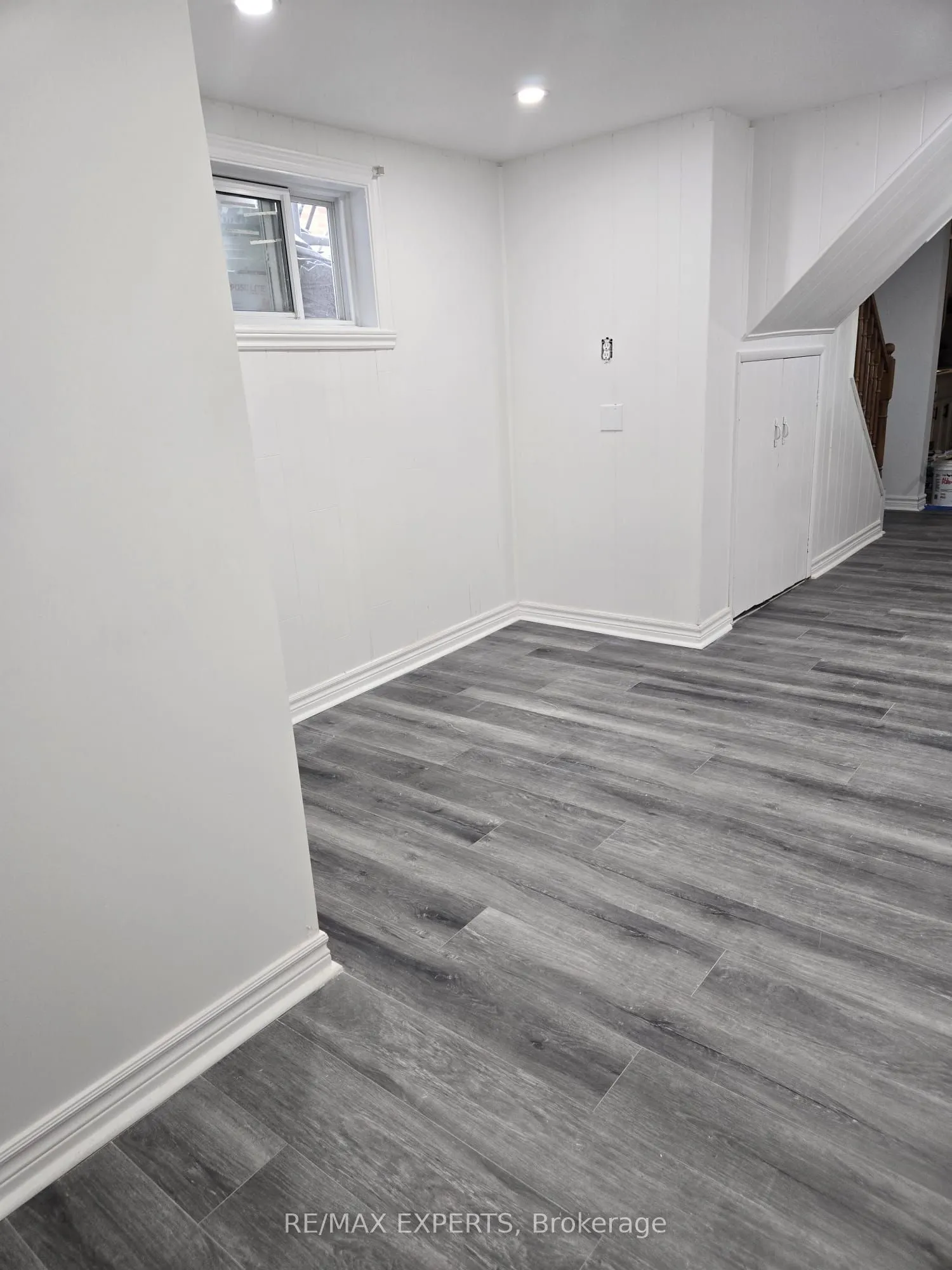3170 Mallbridge Crescent, #BASEMENT