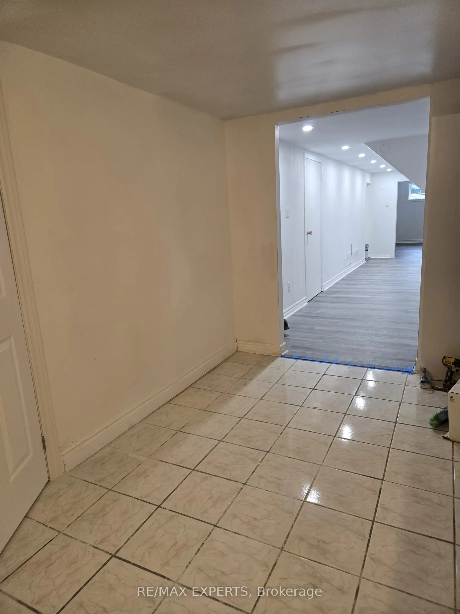 3170 Mallbridge Crescent, #BASEMENT