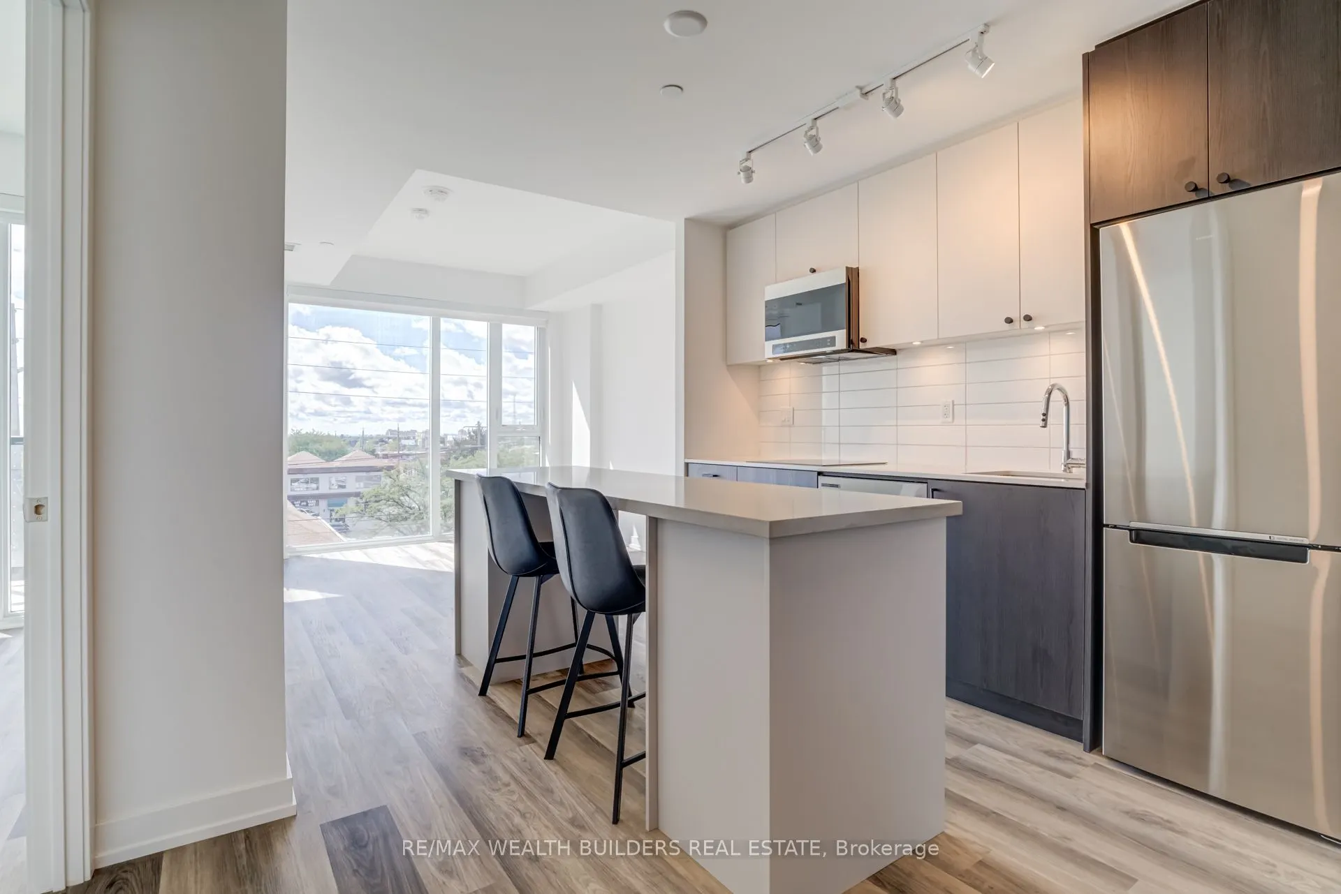 6 Chartwell Road, #412