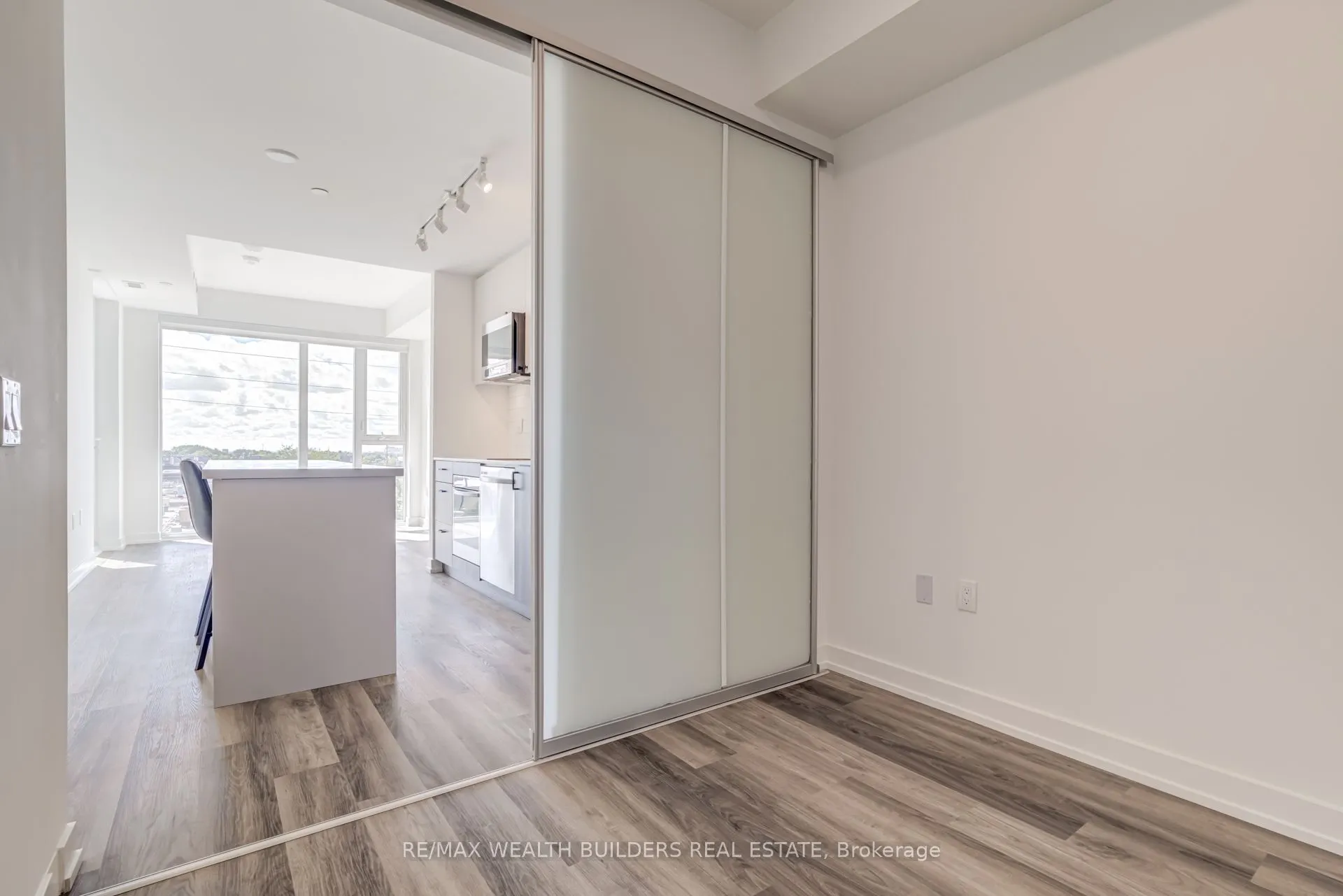 6 Chartwell Road, #412