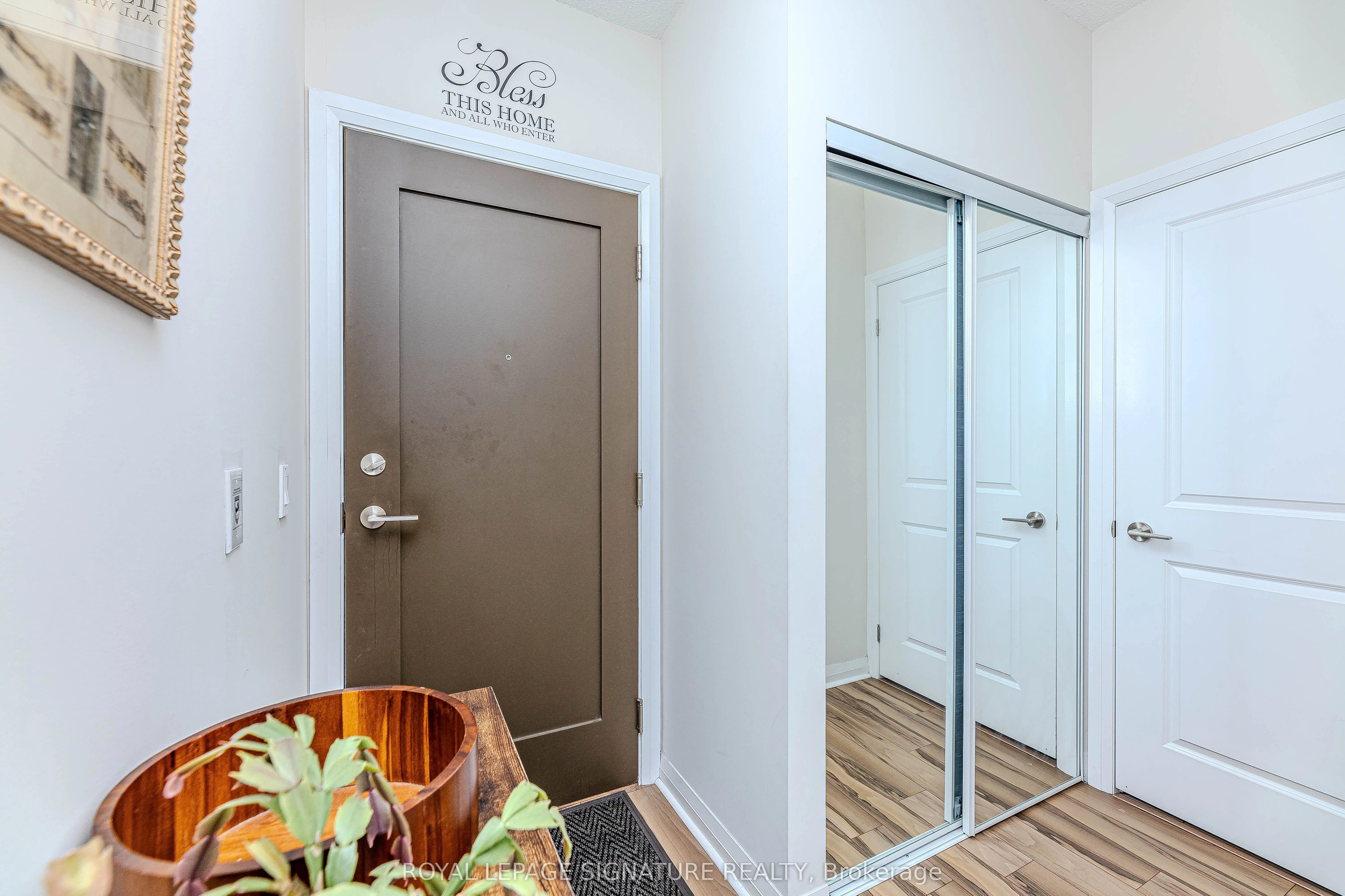 55 Eglinton Avenue W, #408