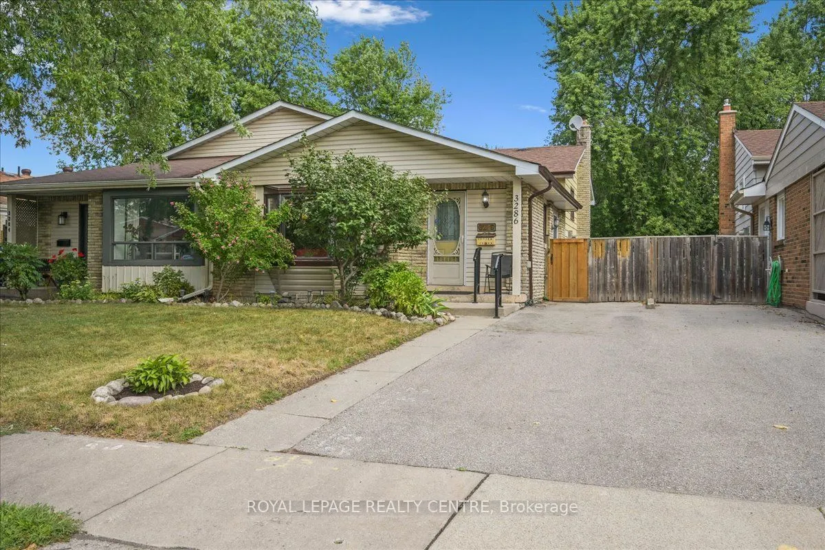3286 Masthead Crescent
