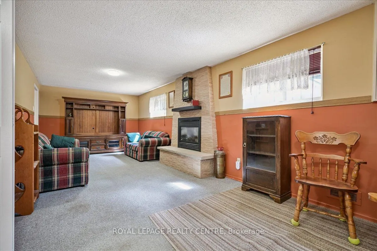 3286 Masthead Crescent