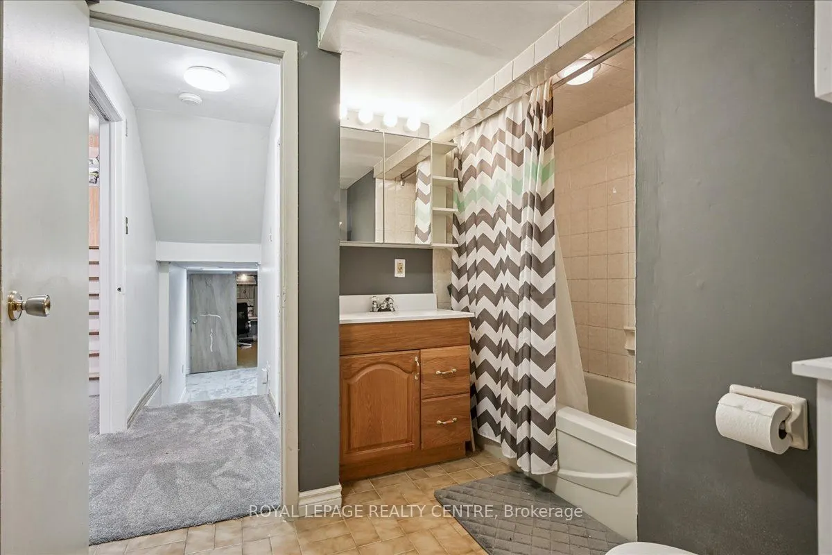 3286 Masthead Crescent
