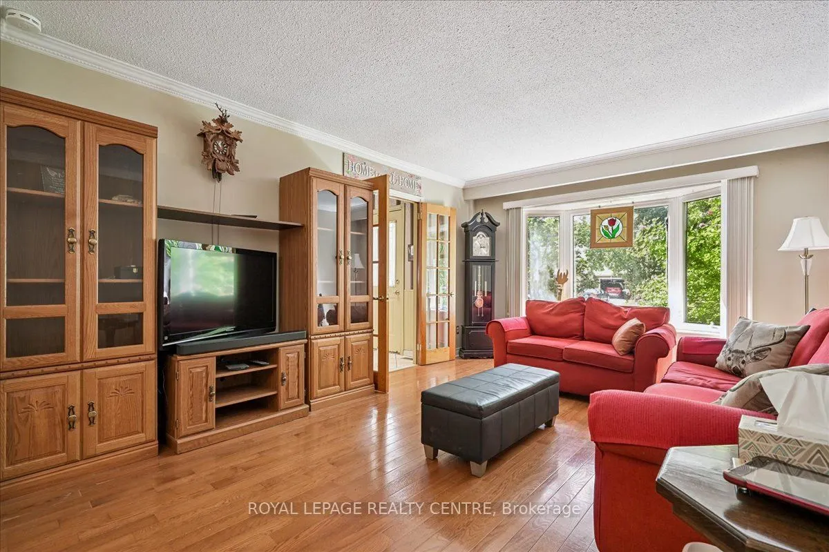 3286 Masthead Crescent