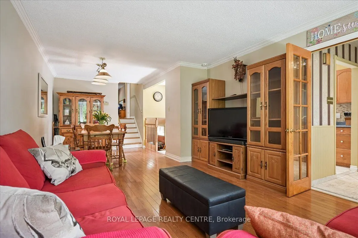 3286 Masthead Crescent