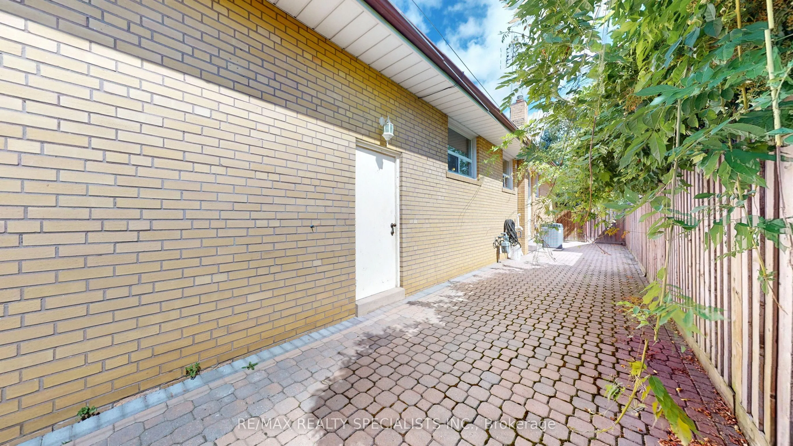 1470 Sherway Drive