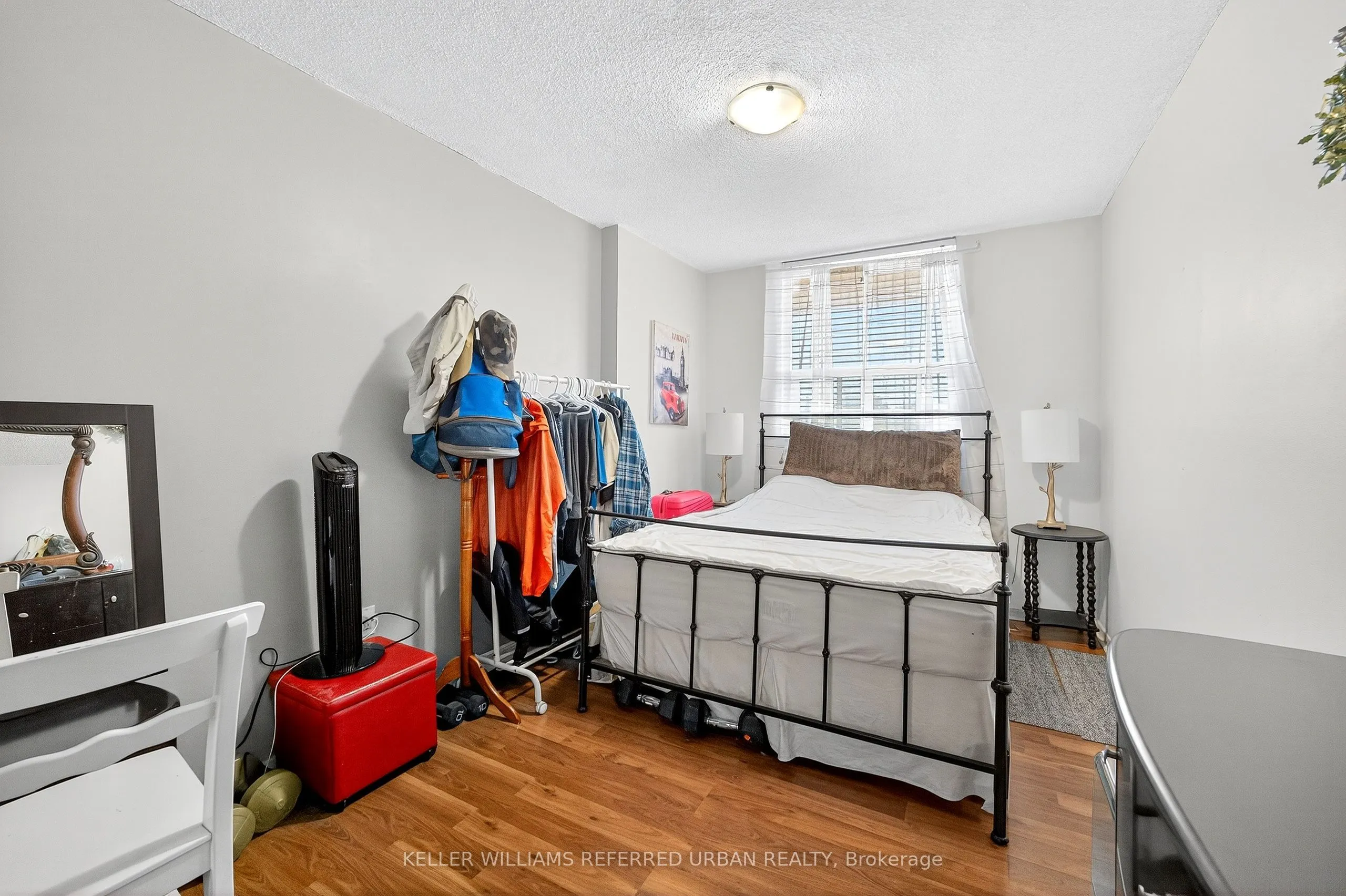 1881 Jane Street, #401