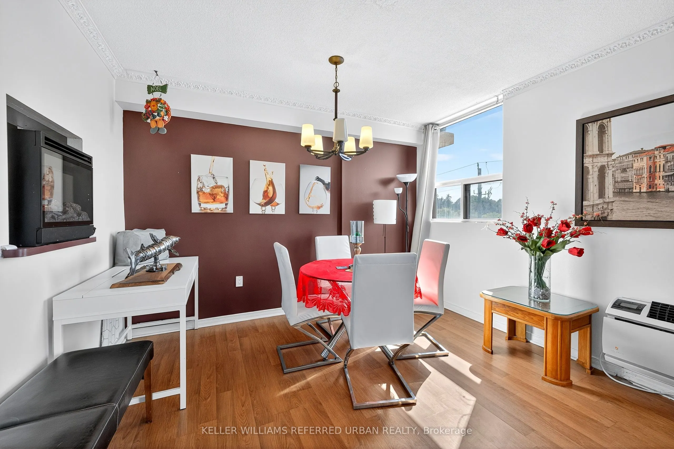 1881 Jane Street, #401