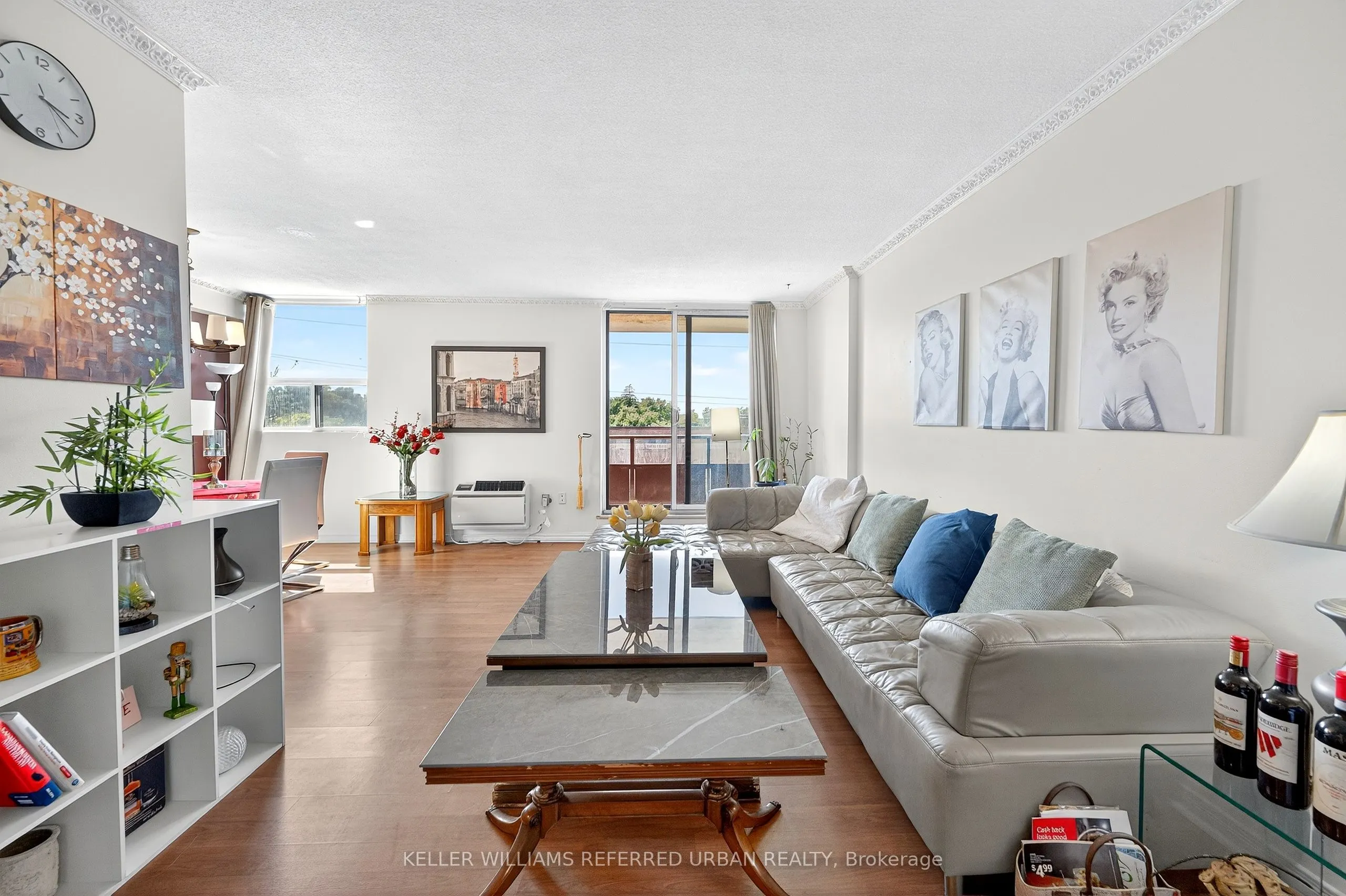 1881 Jane Street, #401