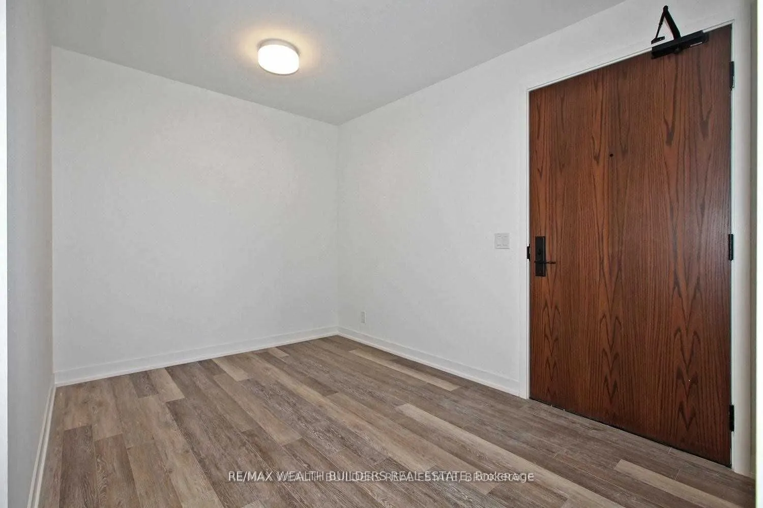 2118 Bloor Street W, #511