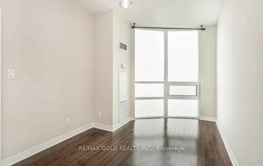 208 Enfield Place, #3008