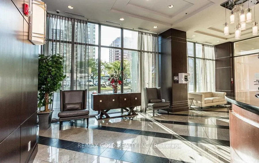 208 Enfield Place, #3008