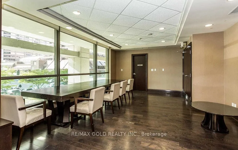 208 Enfield Place, #3008