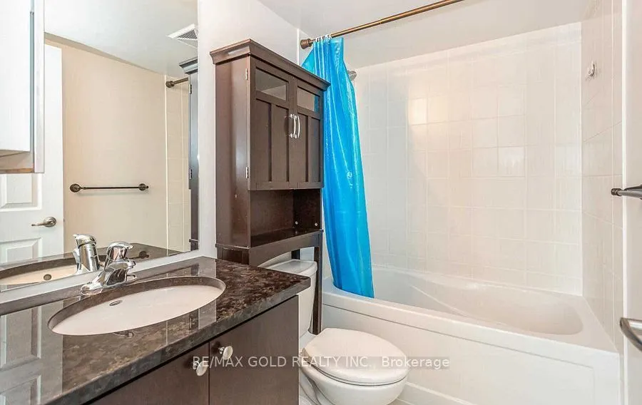 208 Enfield Place, #3008
