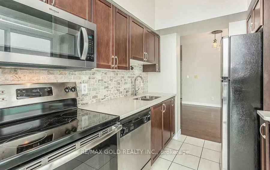 208 Enfield Place, #3008