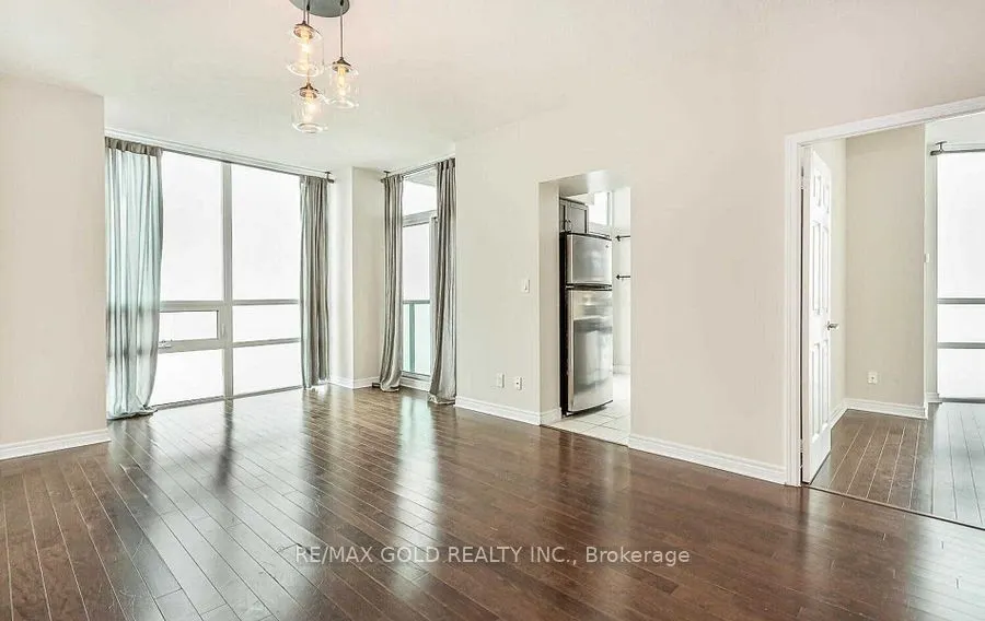 208 Enfield Place, #3008