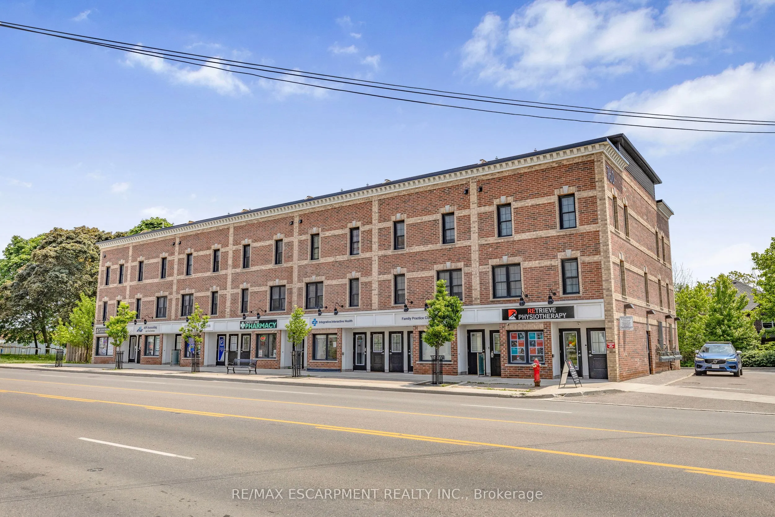 760 Lakeshore Road E, #206
