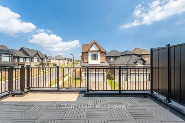 4 Bowbeer Road