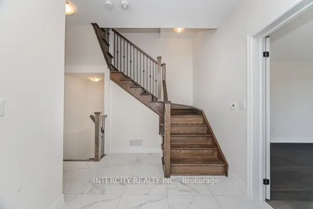 4 Bowbeer Road