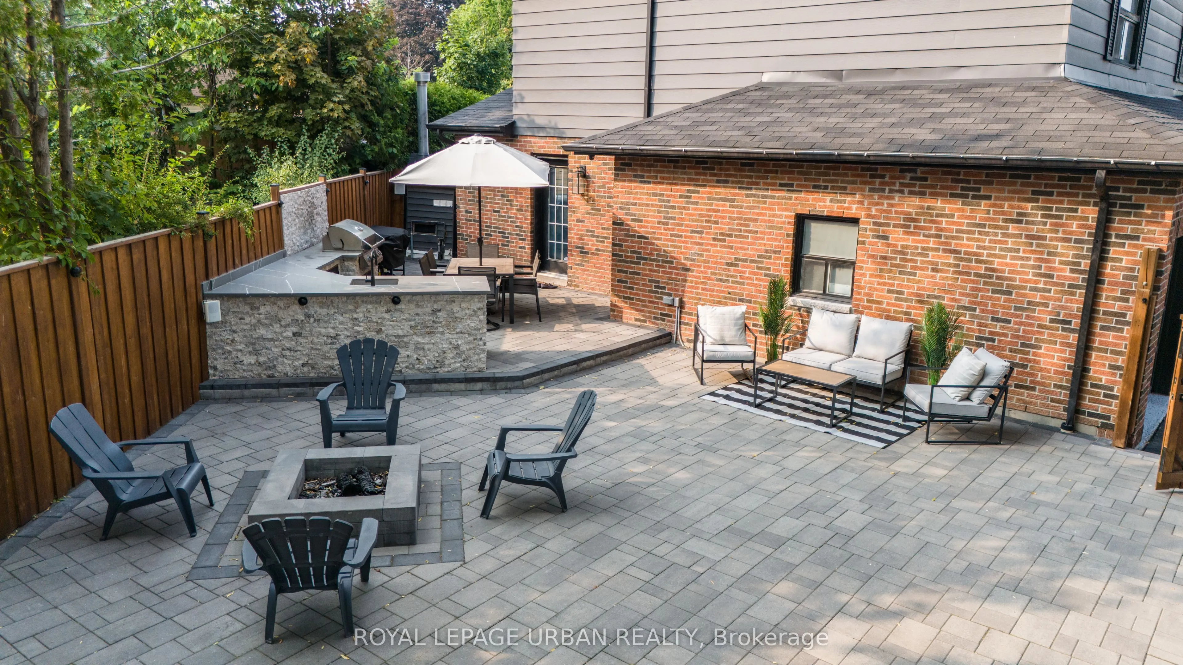 4 Deerfield Crescent