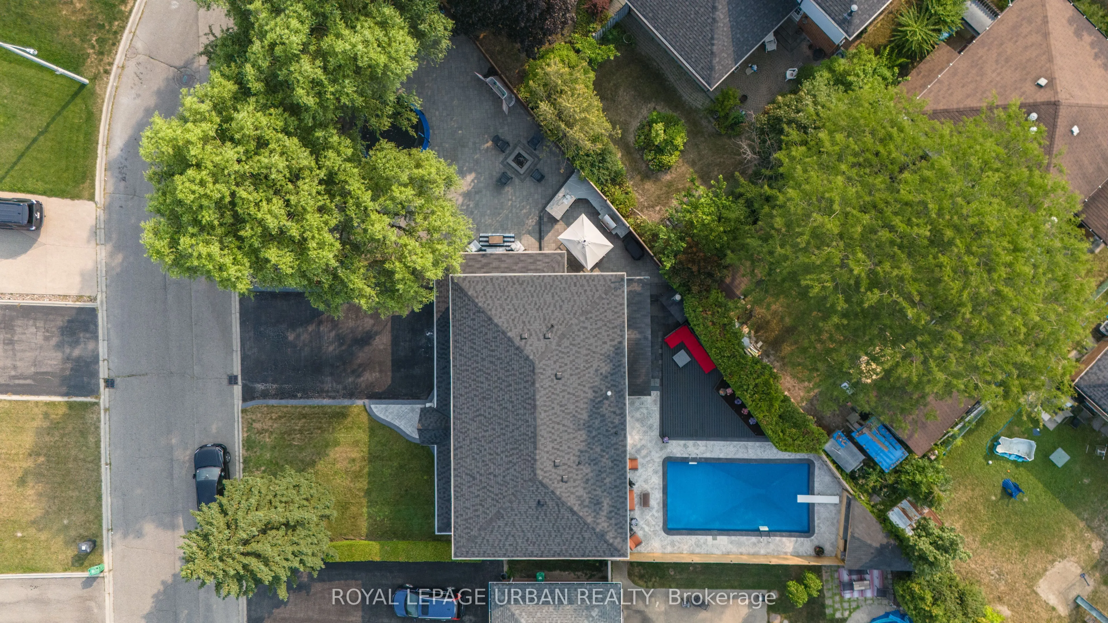 4 Deerfield Crescent