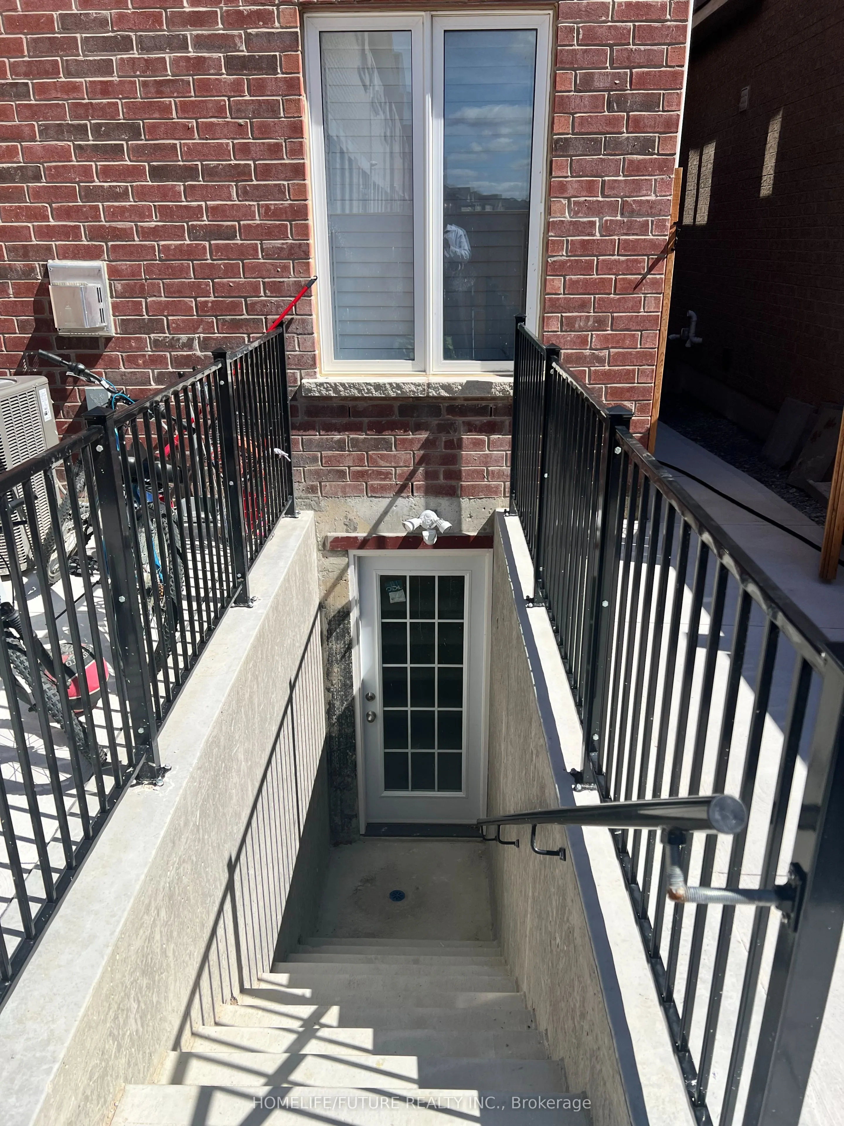 554 Brisdale Drive, #Bsmt Unit 2
