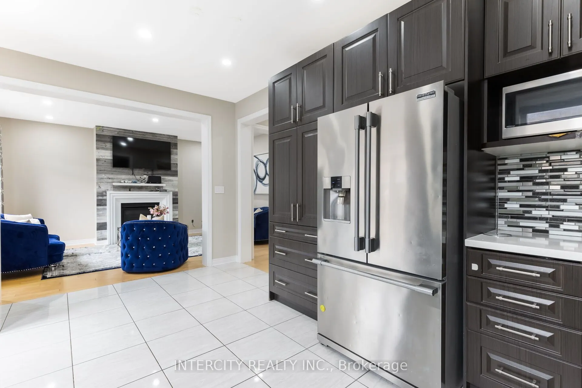 20 Russell Creek Drive