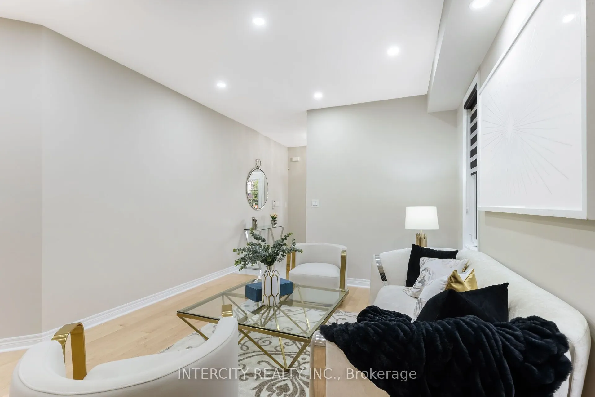 20 Russell Creek Drive