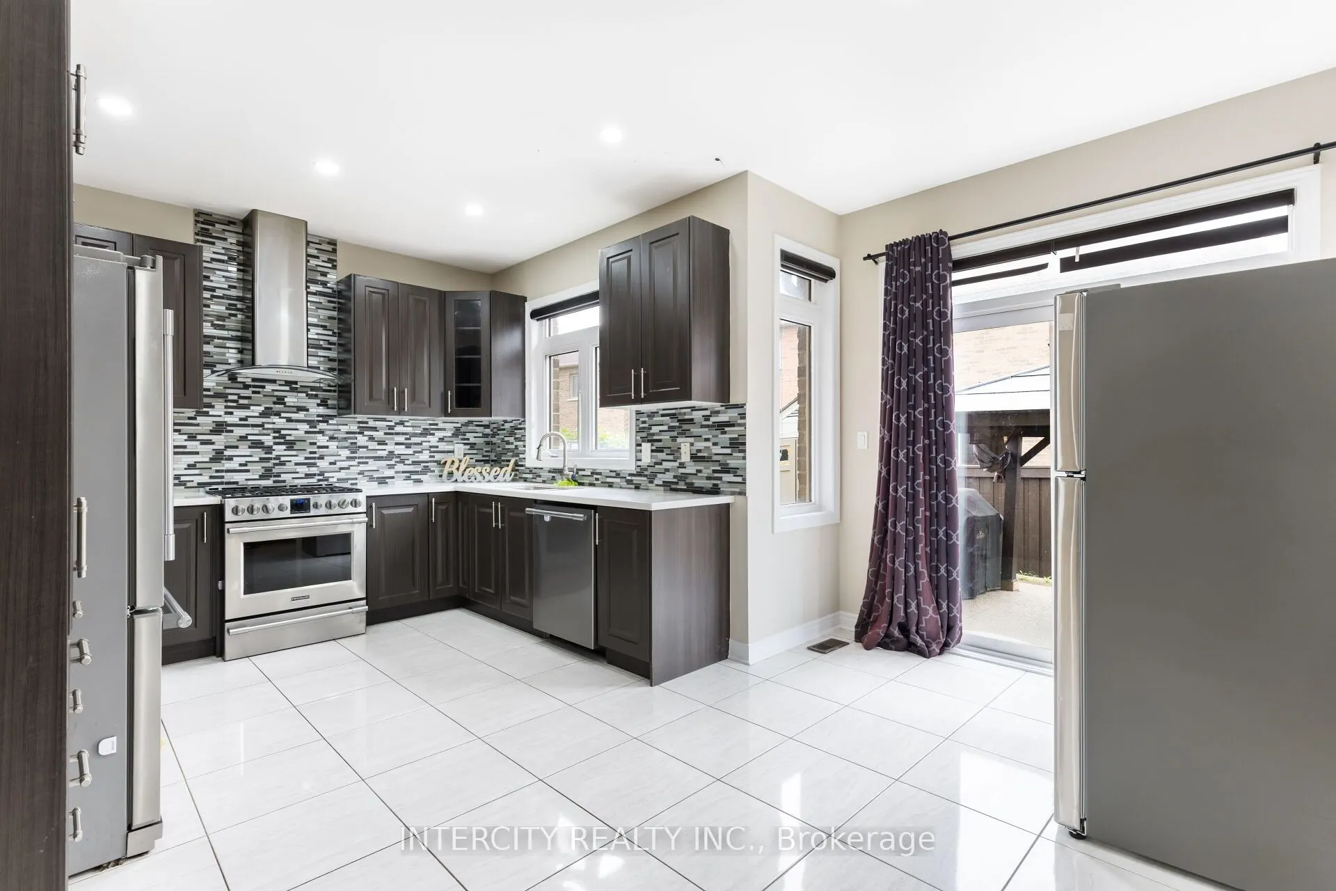 20 Russell Creek Drive