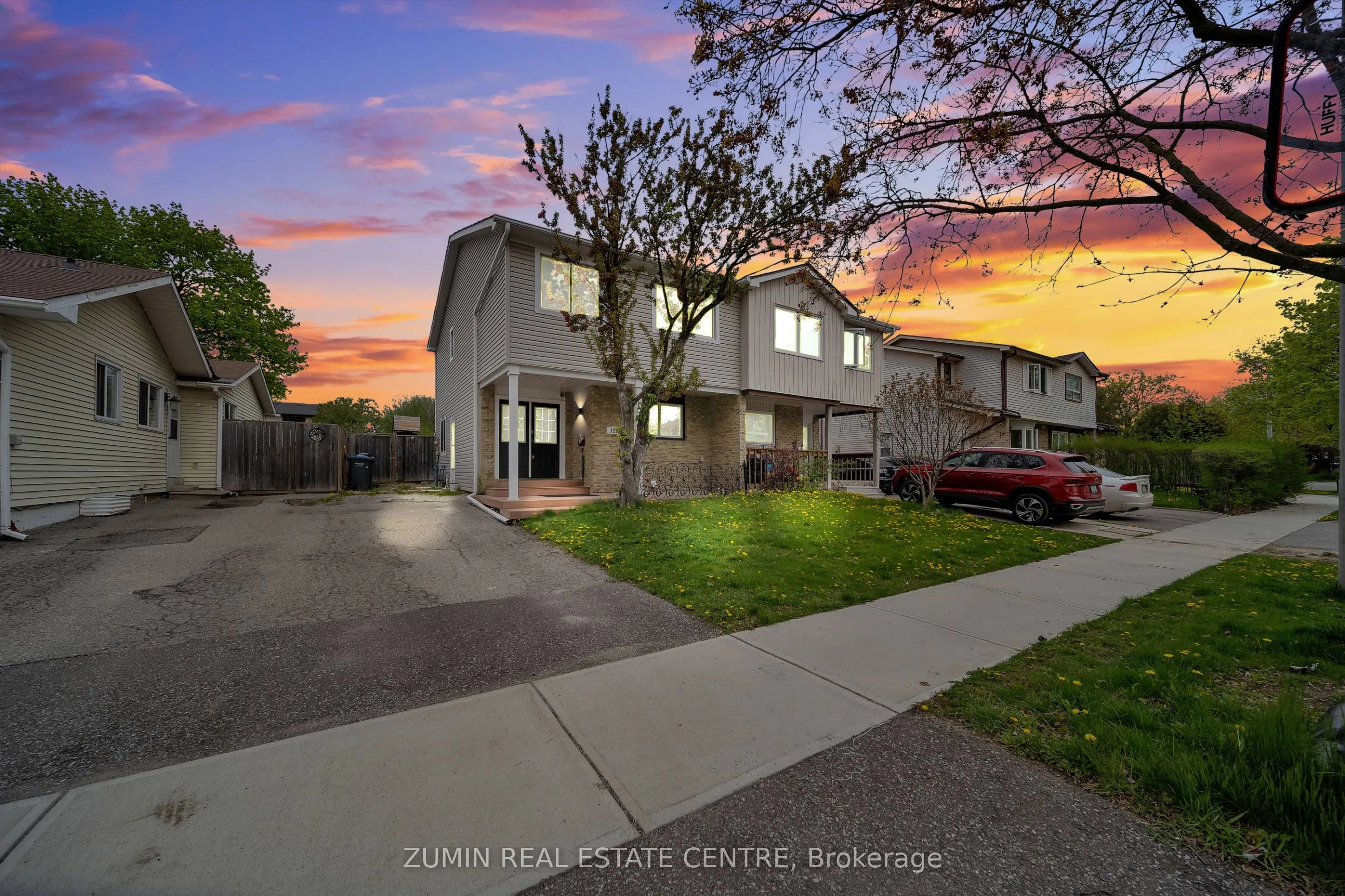 121 Carberry Crescent