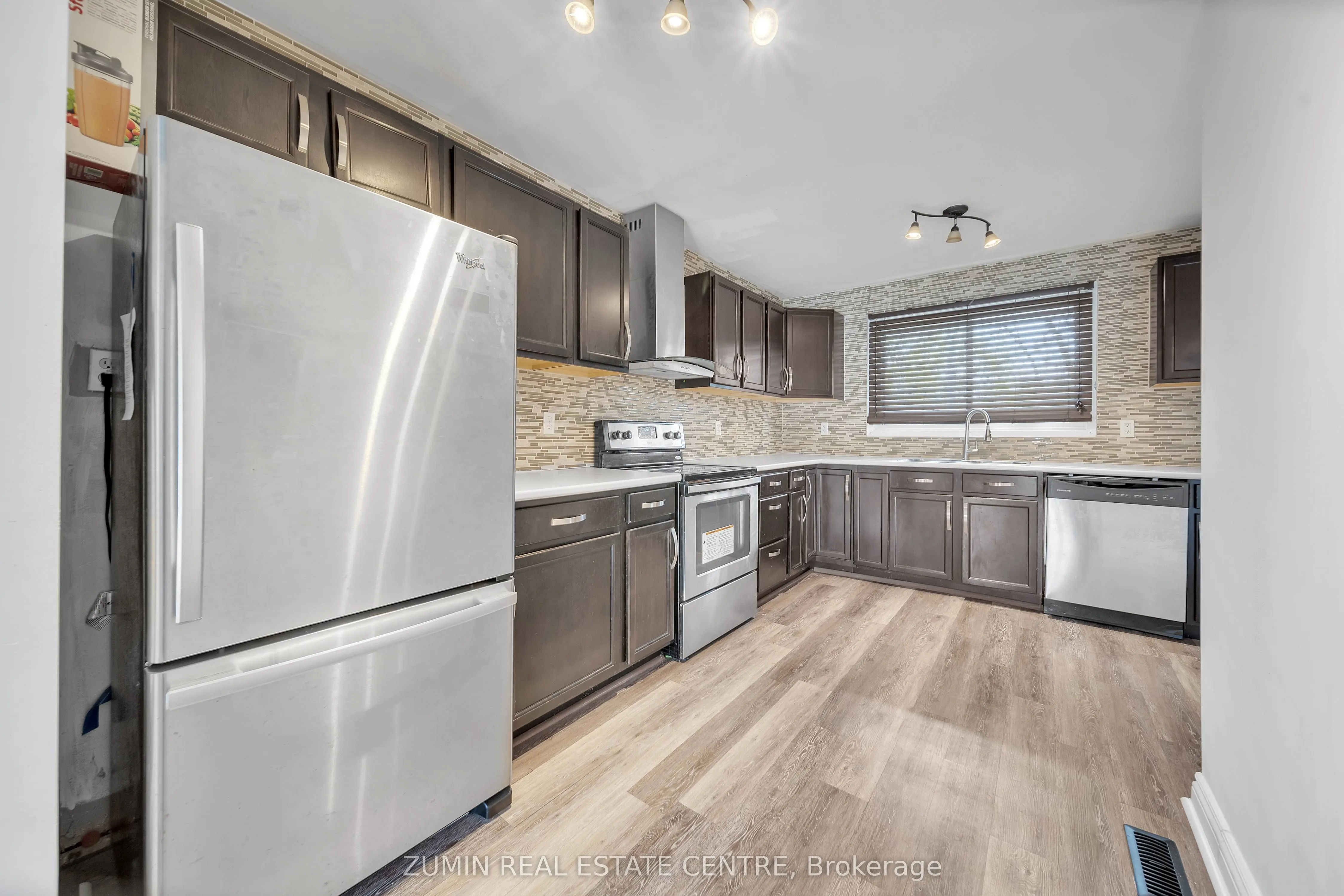121 Carberry Crescent