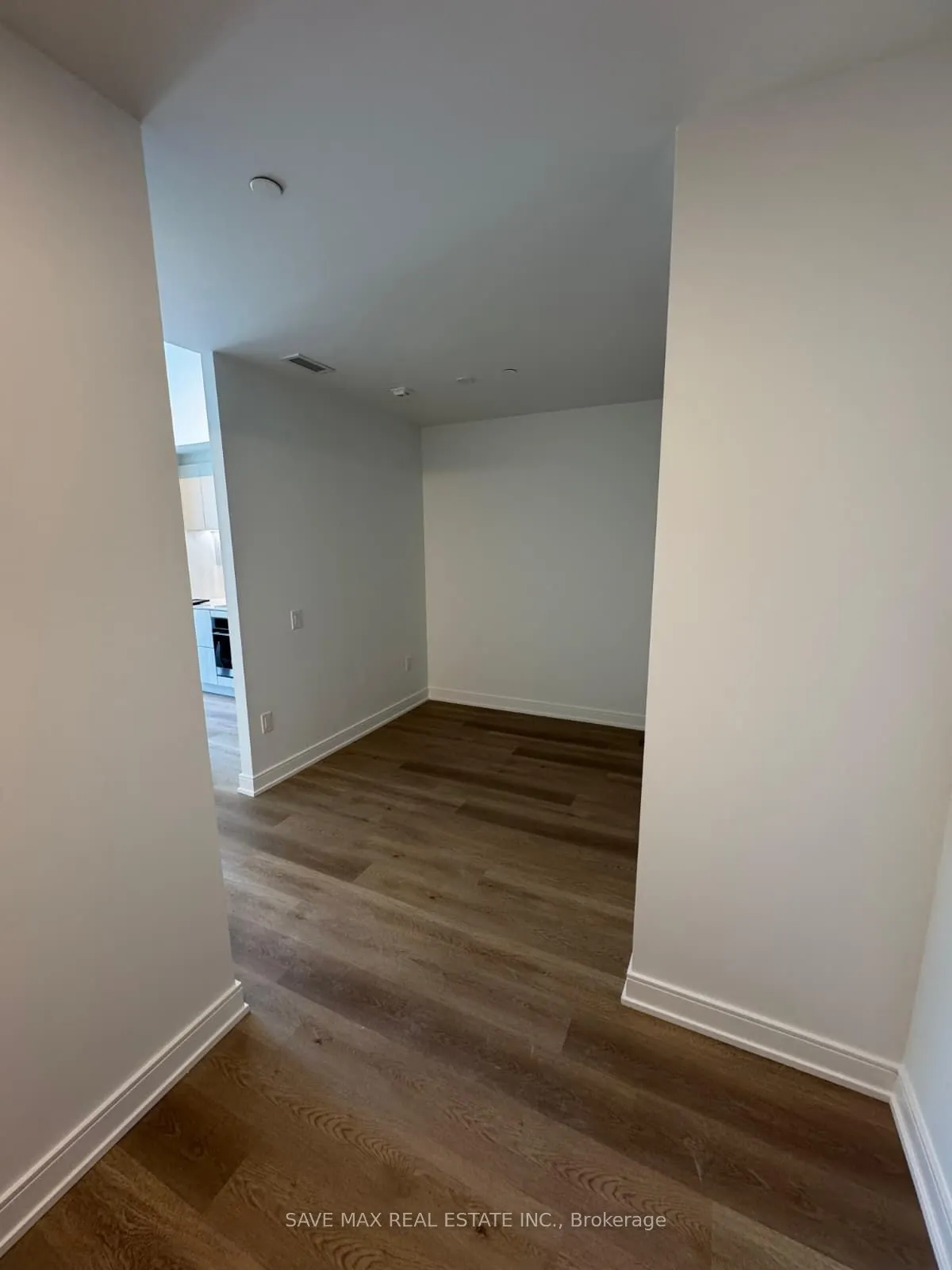 89 Dundas St Street W, #729
